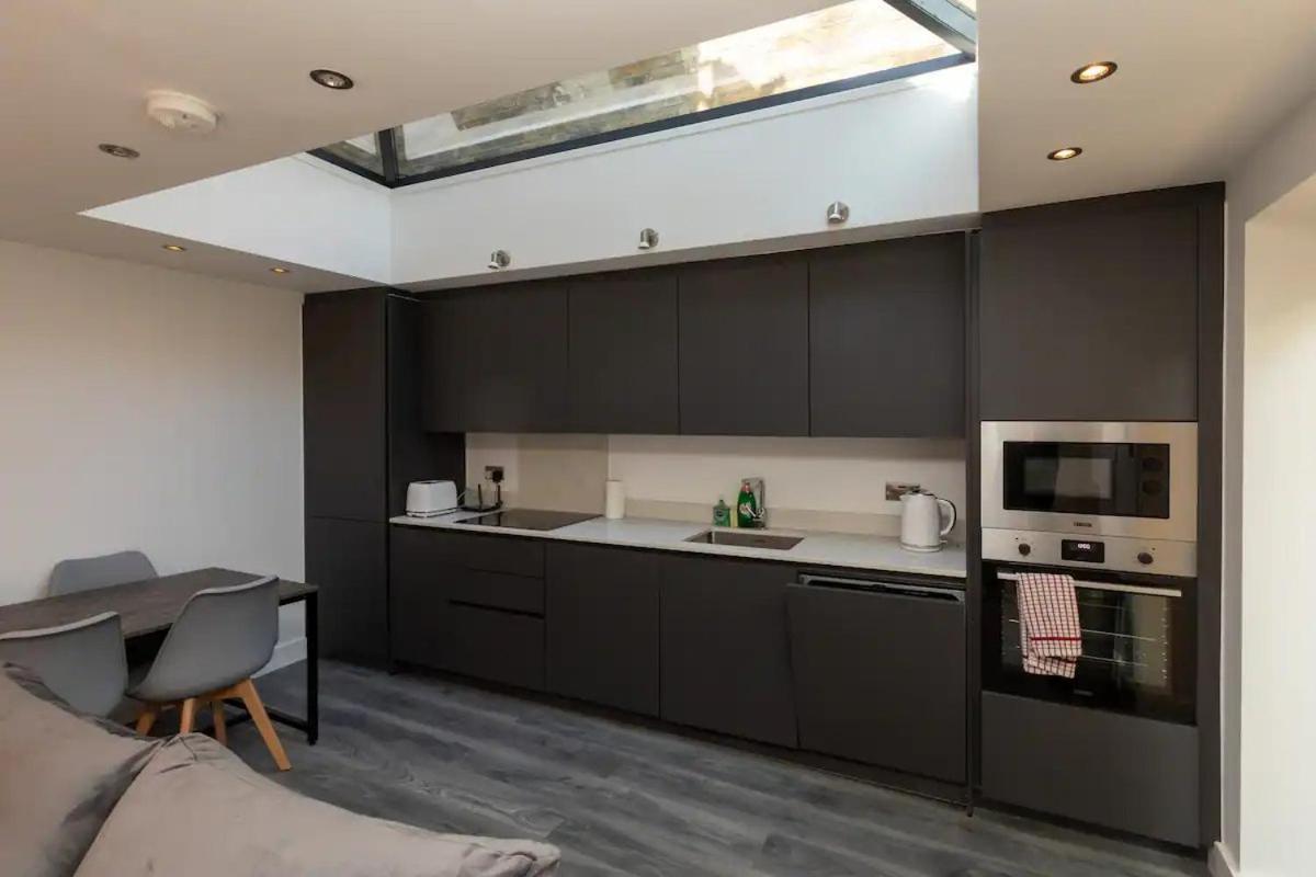 Stylish 2-bed Flat In The Heart Of West Hampstead Appartement Londres