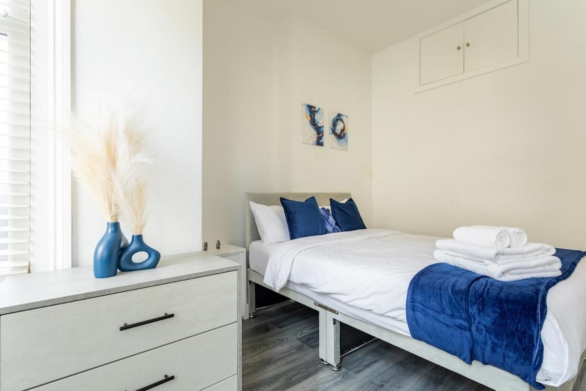 Appartement Stylish 2-bed Flat In The Heart Of West Hampstead *